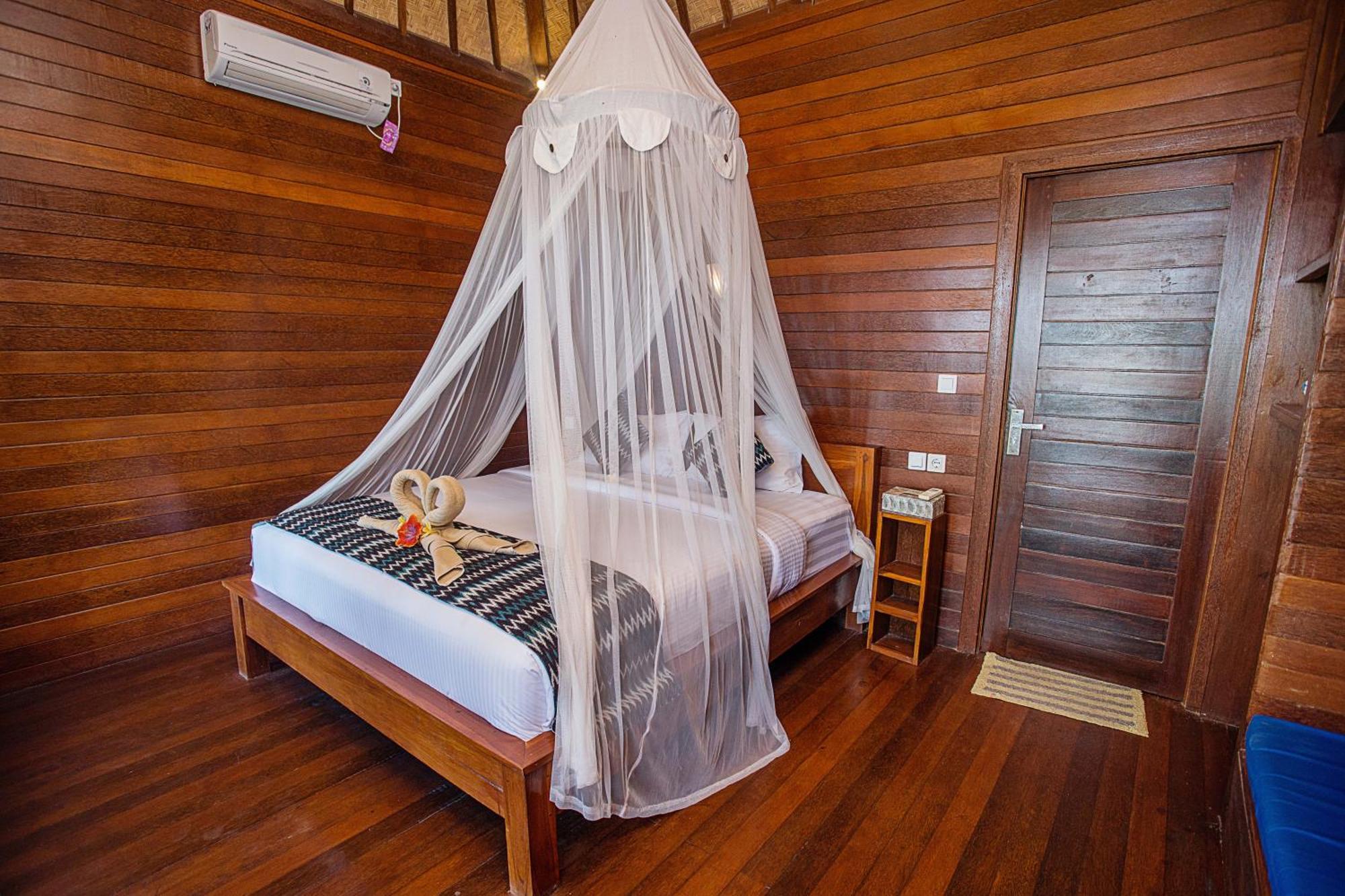Tawe Ocean Blue Villa Lembongan ภายนอก รูปภาพ